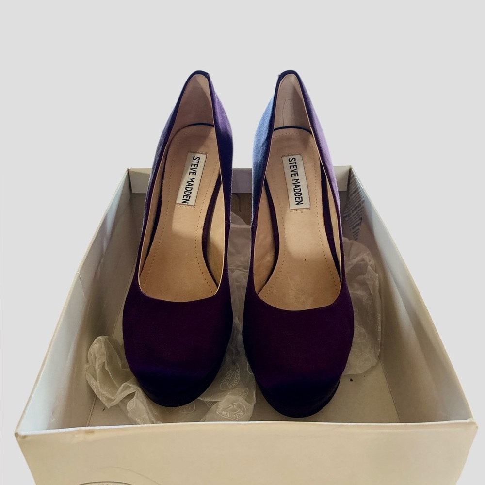 Steve Madden Deep Purple Suede Platform Pumps